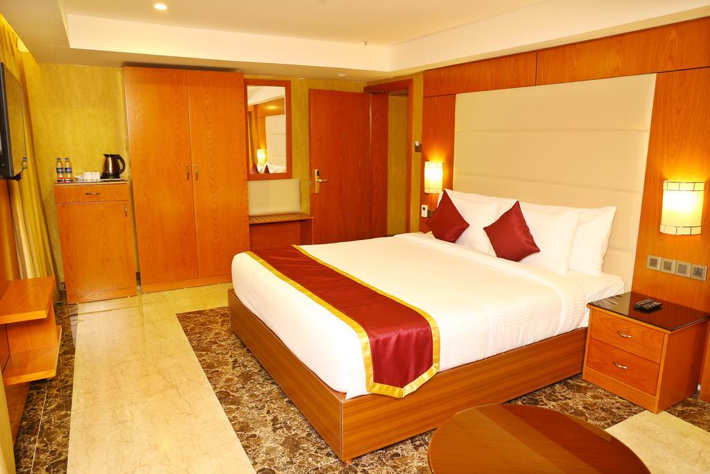 The Garuda Hotel Thrissur Ngoại thất bức ảnh